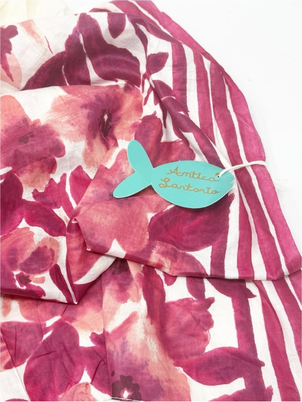 New ANTICA SARTORIA Women’s Ivory Red Floral Print Pareo Scarf Cover-Up 44”X70”
